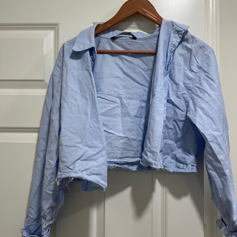 ZARA Cropped Blue Button Down - size medium